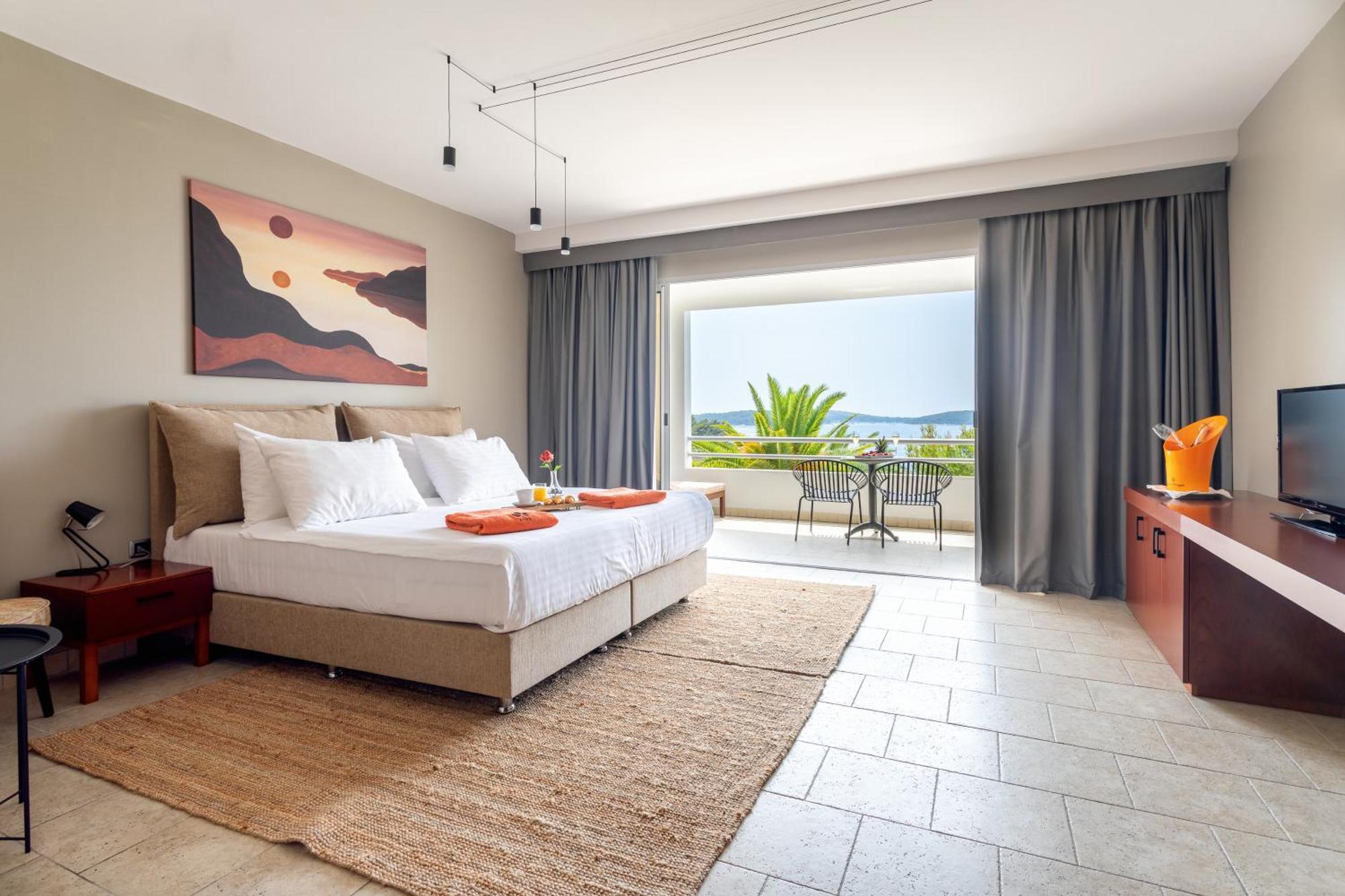 ExclusiveTwin or Double Room,1119614955:JPEG